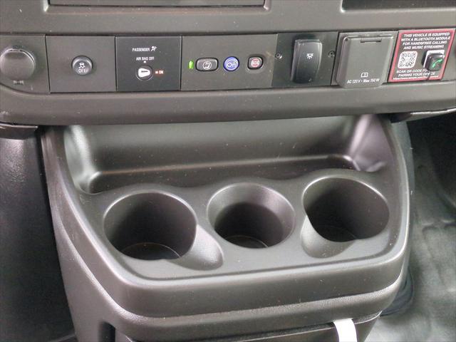 2025 GMC Savana Cutaway 4500 Van