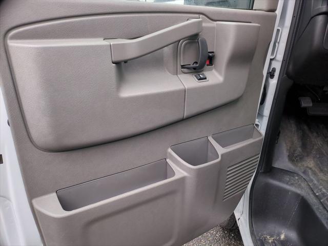 2025 GMC Savana Cutaway 4500 Van