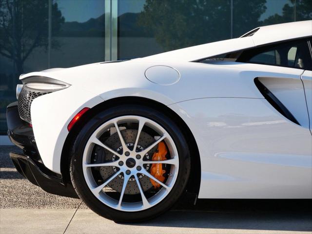 2026 McLaren Artura Performance