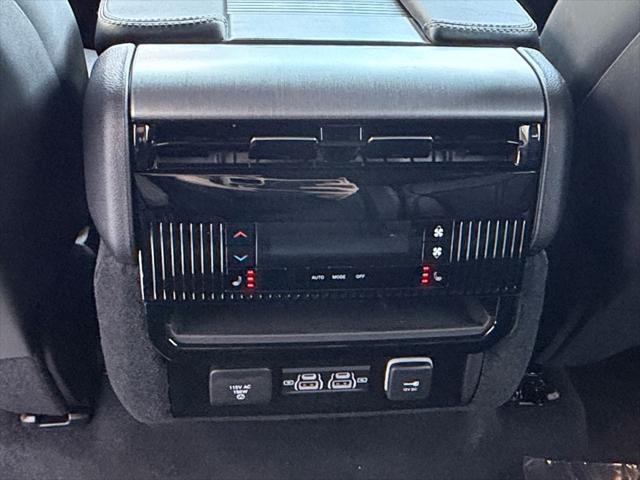 2026 Jeep Grand Wagoneer Limited Altitude 4x4