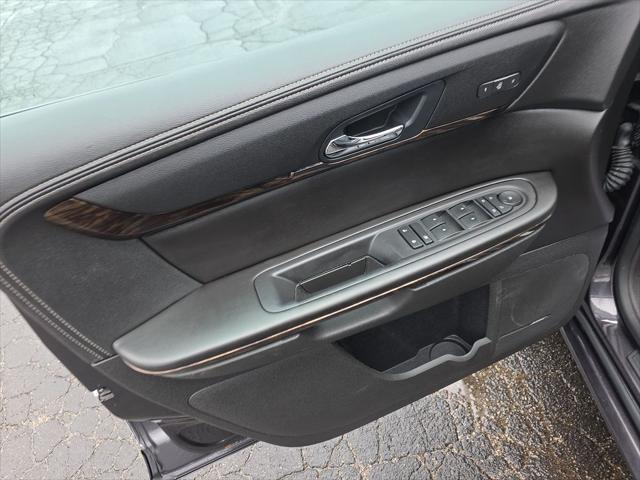 2016 GMC Acadia Denali