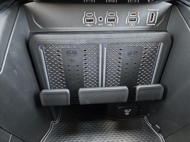 2026 Ram 1500 Laramie Crew Cab 4x4 57 Box