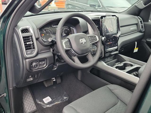 2026 Ram 1500 Big Horn Crew Cab 4x4 5'7" Box