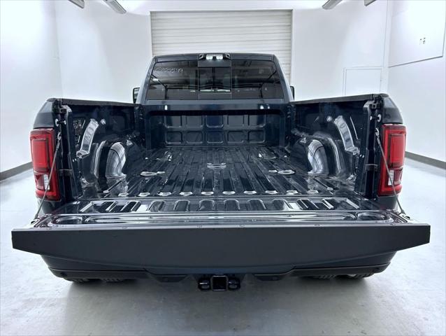 2026 Ram 3500 Laramie Crew Cab 4x4 8' Box