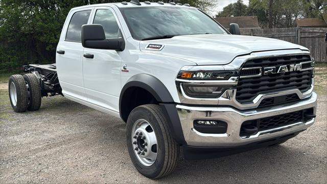 2026 RAM Ram 5500 Chassis Cab RAM 5500 TRADESMAN CHASSIS CREW CAB 4X4 84 CA