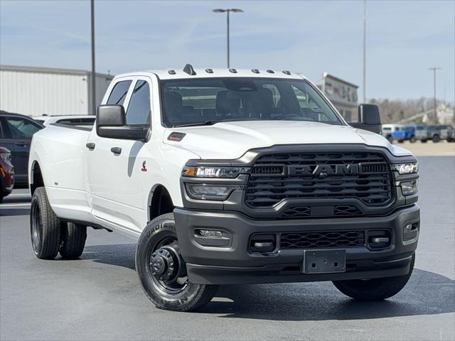 2026 RAM Ram 3500 RAM 3500 TRADESMAN CREW CAB 4X4 8 BOX