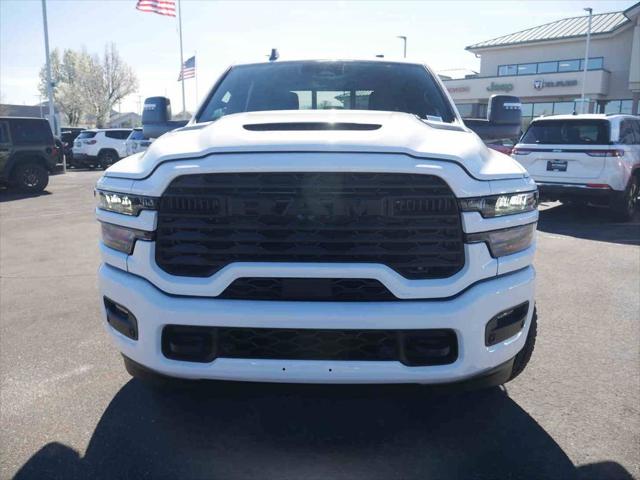 2026 RAM Ram 2500 RAM 2500 BLACK EXPRESS CREW CAB 4X4 64 BOX