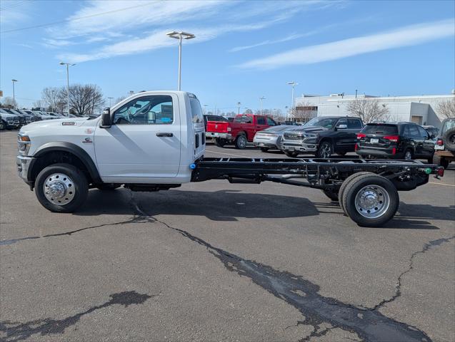 2026 RAM Ram 5500 Chassis Cab RAM 5500 TRADESMAN CHASSIS REGULAR CAB 4X4 108 CA