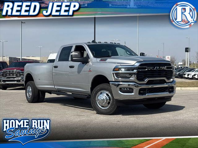 2026 RAM Ram 3500 RAM 3500 TRADESMAN CREW CAB 4X4 8 BOX