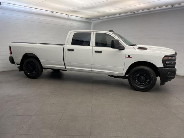 2026 RAM Ram 3500 RAM 3500 TRADESMAN CREW CAB 4X2 8 BOX