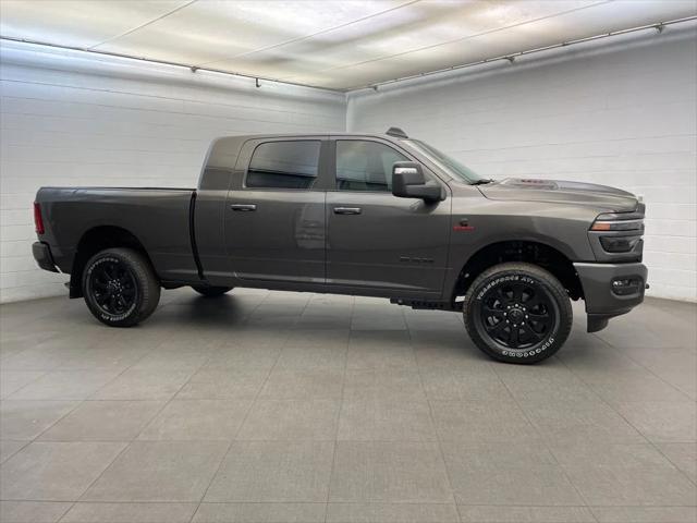2026 RAM Ram 3500 RAM 3500 LARAMIE MEGA CAB 4X4 64 BOX 2026 RAM Ram 3500 RAM 3500 LARAMIE MEGA CAB 4X4 64 BOX