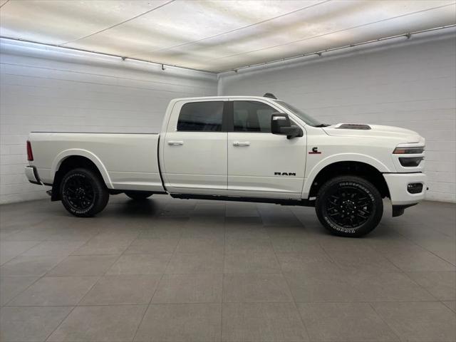 2026 RAM Ram 3500 RAM 3500 LIMITED CREW CAB 4X4 8 BOX 2026 RAM Ram 3500 RAM 3500 LIMITED CREW CAB 4X4 8 BOX