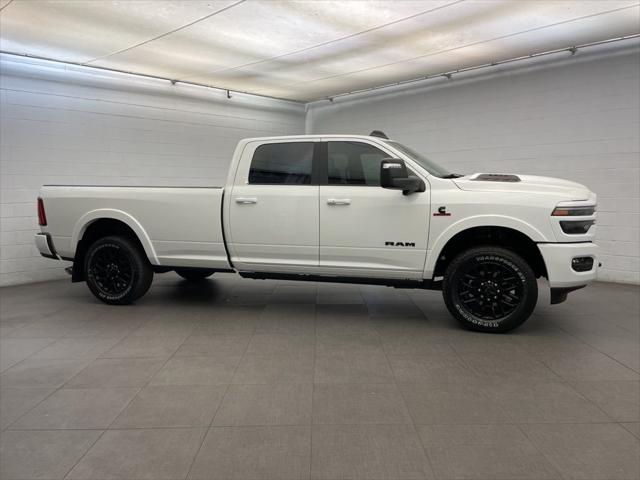 2026 RAM 3500 RAM 3500 LIMITED CREW CAB 4X4 8 BOX 2026 RAM 3500 RAM 3500 LIMITED CREW CAB 4X4 8 BOX