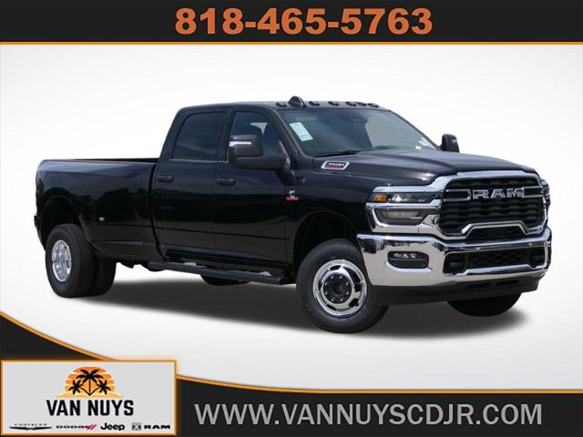 2026 RAM Ram 3500 RAM 3500 TRADESMAN CREW CAB 4X4 8 BOX