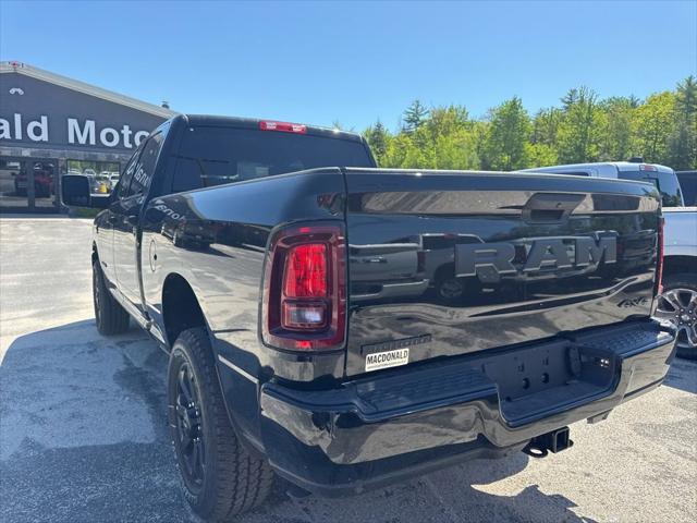 2026 Ram 3500 Big Horn Crew Cab 4x4 6'4" Box