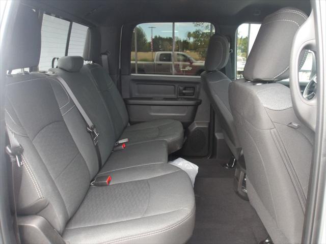 2026 Ram 3500 Tradesman Crew Cab 4x4 64 Box