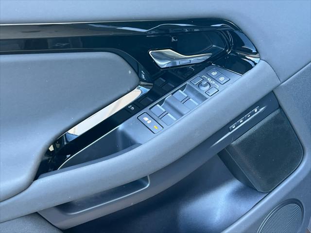 2026 Land Rover Range Rover Evoque Core S