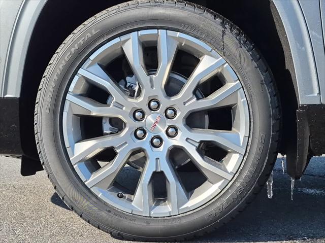 2026 GMC Acadia Denali AWD