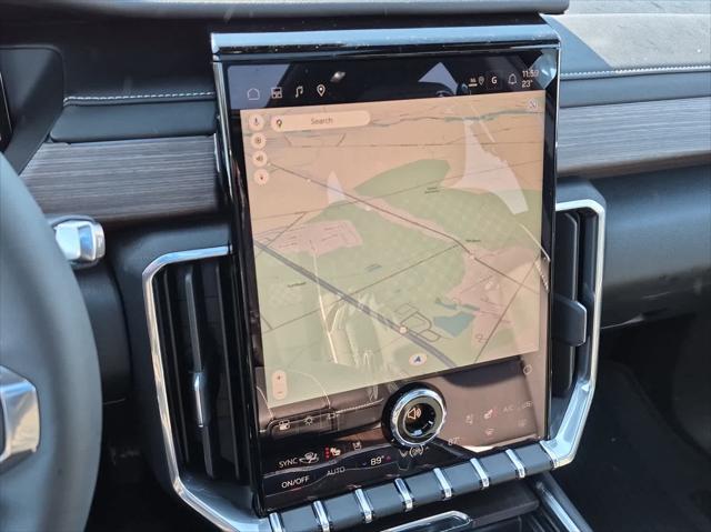 2026 GMC Acadia Denali AWD