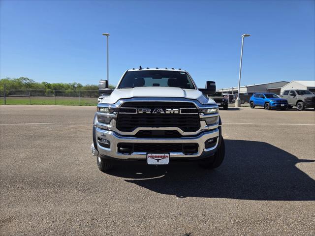 2026 RAM Ram 4500 Chassis Cab RAM 4500 TRADESMAN CHASSIS CREW CAB 4X4 60 CA