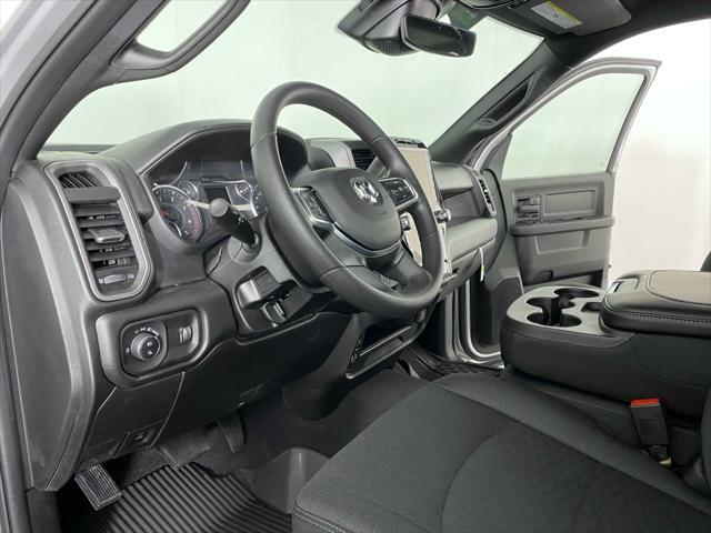 2026 RAM Ram 2500 RAM 2500 BLACK EXPRESS CREW CAB 4X4 8 BOX