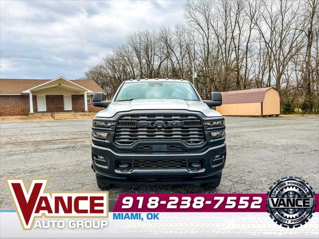 2026 RAM Ram 3500 RAM 3500 TRADESMAN CREW CAB 4X4 8 BOX