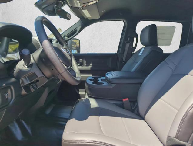 2026 Ram 3500 Tradesman Crew Cab 4x4 8' Box