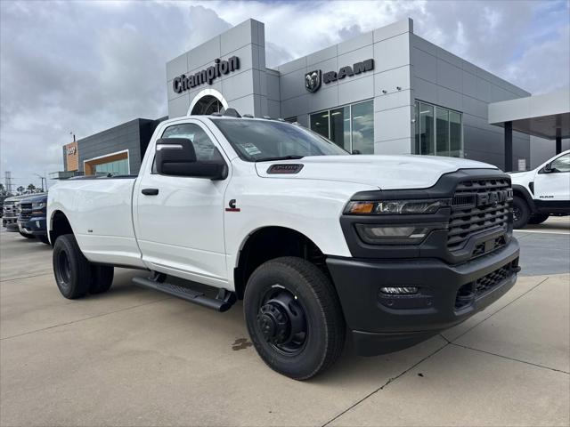 2026 RAM Ram 3500 RAM 3500 TRADESMAN REGULAR CAB 4X4 8 BOX