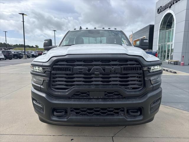 2026 RAM Ram 3500 RAM 3500 TRADESMAN REGULAR CAB 4X4 8 BOX