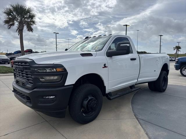 2026 RAM Ram 3500 RAM 3500 TRADESMAN REGULAR CAB 4X4 8 BOX