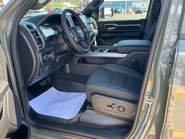 2026 Ram 1500 Big Horn Crew Cab 4x4 5'7" Box