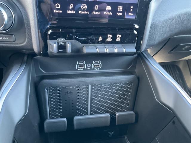 2026 Ram 1500 Big Horn Crew Cab 4x4 5'7" Box