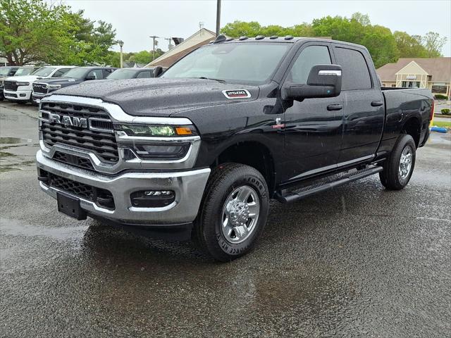 2026 RAM Ram 2500 RAM 2500 TRADESMAN CREW CAB 4X4 64 BOX 2026 RAM Ram 2500 RAM 2500 TRADESMAN CREW CAB 4X4 64 BOX