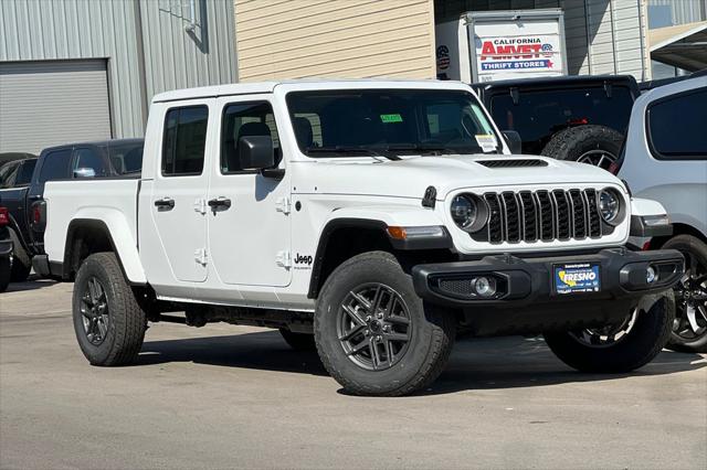 2026 Jeep Gladiator GLADIATOR SPORT S 4X4
