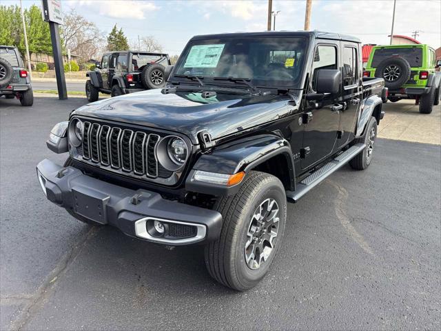 2026 Jeep Gladiator GLADIATOR SAHARA 4X4