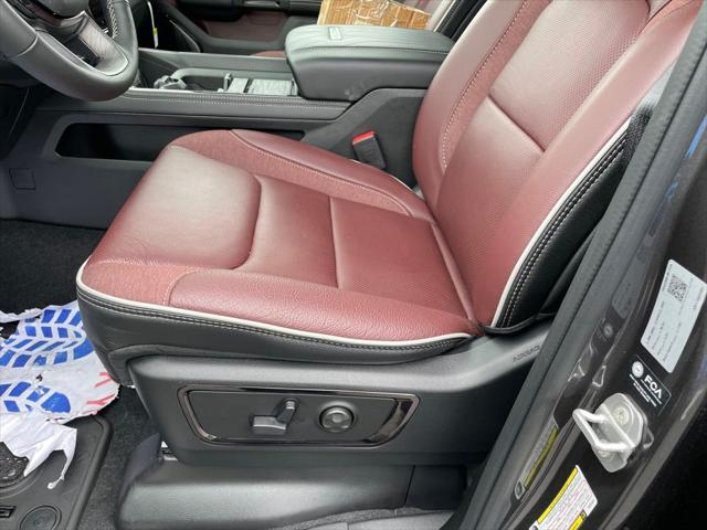 2026 Ram 1500 Limited Crew Cab 4x4 5'7" Box