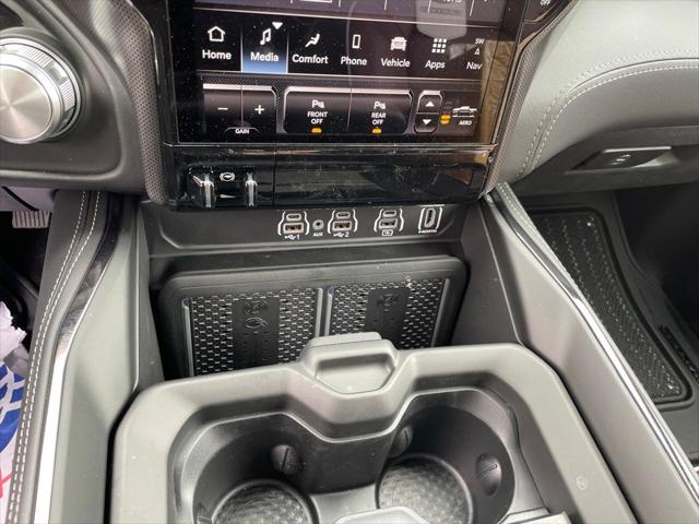 2026 Ram 1500 Limited Crew Cab 4x4 5'7" Box