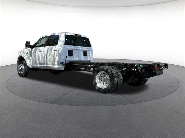 2026 RAM Ram 5500 Chassis Cab RAM 5500 BIG HORN CHASSIS CREW CAB 4X4 84 CA