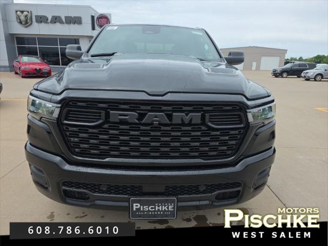 2026 RAM 1500 RAM 1500 EXPRESS CREW CAB 4X4 57 BOX