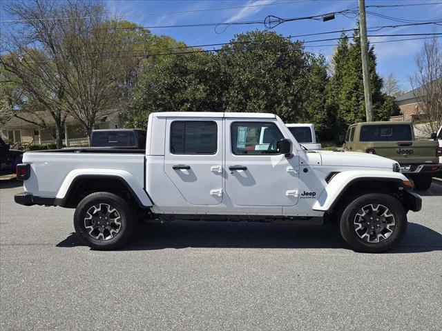 2026 Jeep Gladiator GLADIATOR SAHARA 4X4