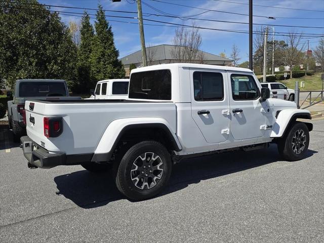 2026 Jeep Gladiator GLADIATOR SAHARA 4X4