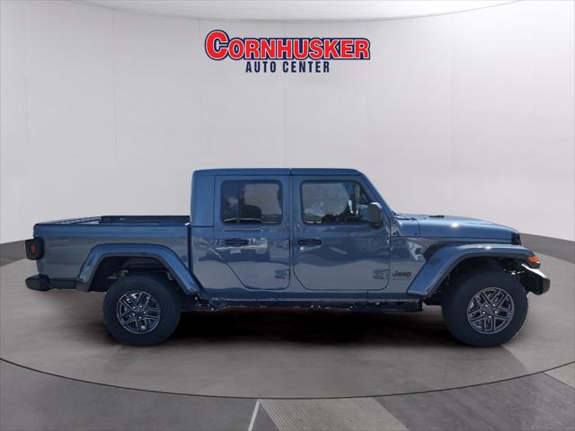 2026 Jeep Gladiator GLADIATOR SPORT S 4X4