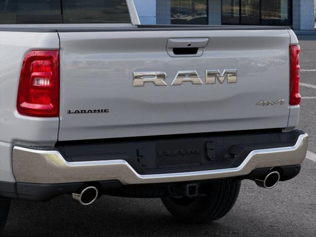 2026 Ram 1500 Laramie Crew Cab 4x4 5'7" Box