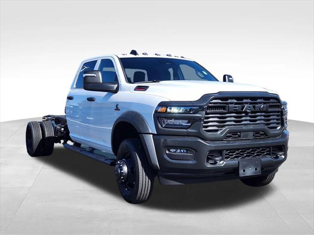 2026 RAM Ram 5500 Chassis Cab RAM 5500 TRADESMAN CHASSIS CREW CAB 4X4 84 CA