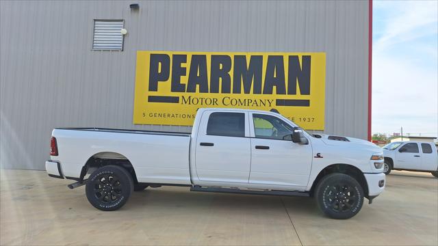 2026 RAM Ram 2500 RAM 2500 BLACK EXPRESS CREW CAB 4X4 8 BOX