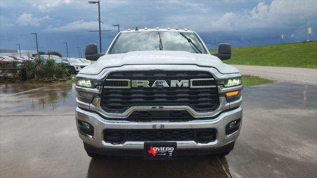 2026 RAM Ram 3500 RAM 3500 TRADESMAN CREW CAB 4X4 8 BOX