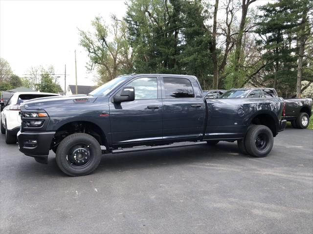 2026 RAM Ram 3500 RAM 3500 TRADESMAN CREW CAB 4X4 8 BOX