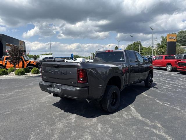 2026 Ram 3500 Big Horn Crew Cab 4x4 8' Box