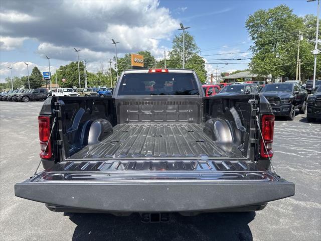 2026 Ram 3500 Big Horn Crew Cab 4x4 8' Box