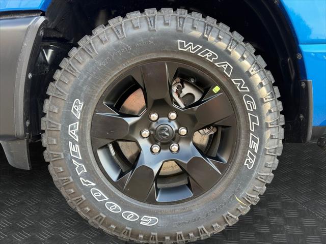 2026 Ram 1500 Warlock Crew Cab 4x4 5'7" Box